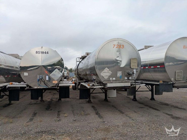 1993-brenner-307-ss-insulated-t/a-chemical-tanker-trailer-image-4