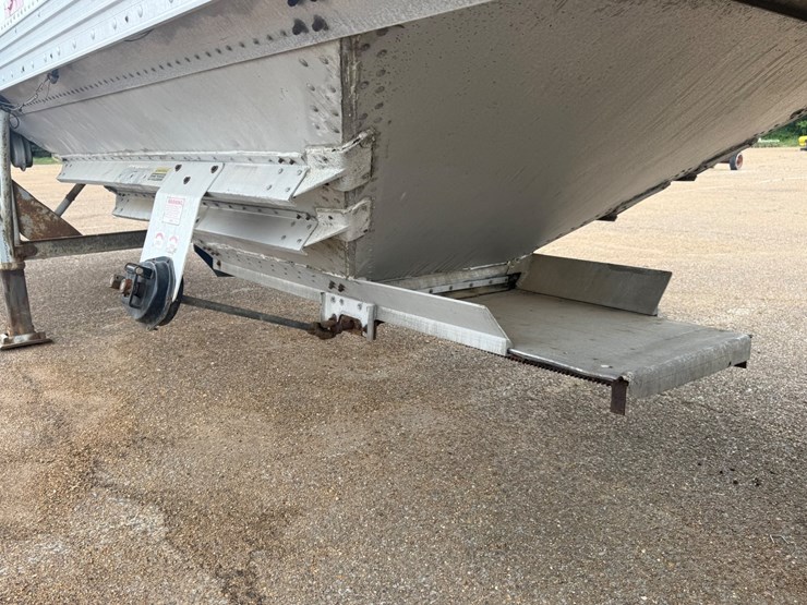 2000-timpte-hopper-bottom-image-16
