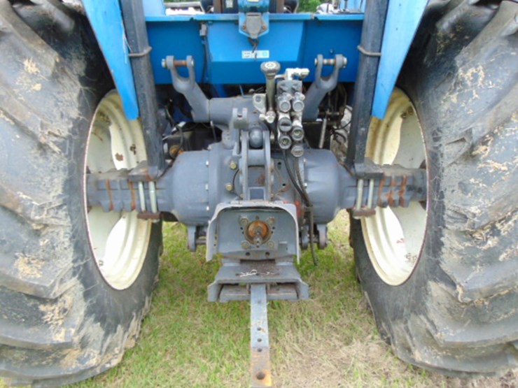 1997-new-holland-ts100-image-3