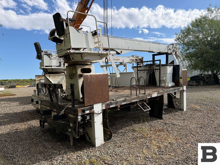 pitman-polecat-p70-digger-derrick-bed---prosser,-wa-image-1