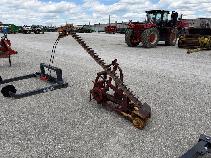 new-holland-450-image-4