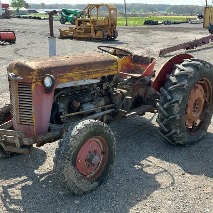 MASSEY-FERGUSON 35