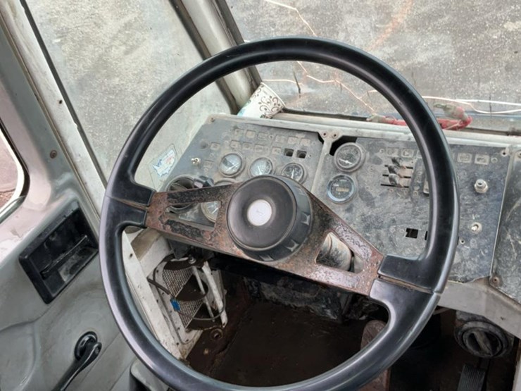 #1950-•-2005-klamar-30-yard-truck-image-57