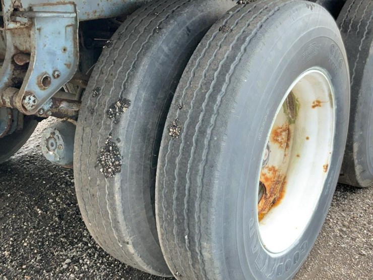 #2101-•-dry-van-trailer-image-18