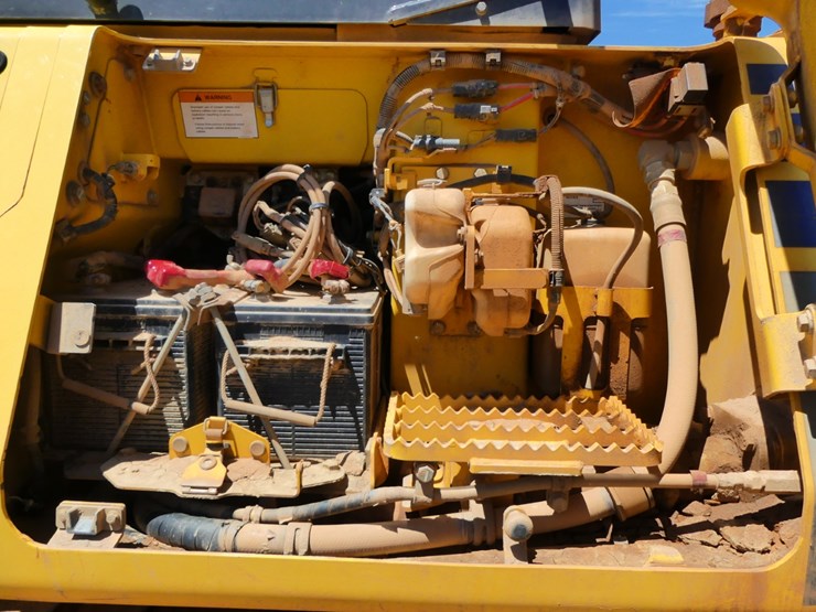 komatsu-d61px-image-10