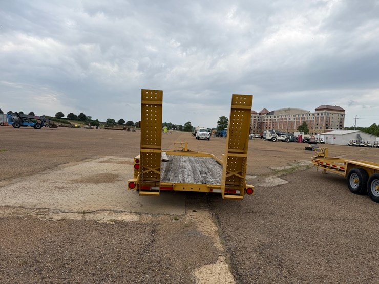 #9121-•-2022-belshe-18'-bumper-pull-trailer-image-5