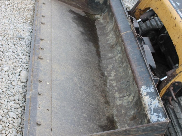 caterpillar-247b-image-8