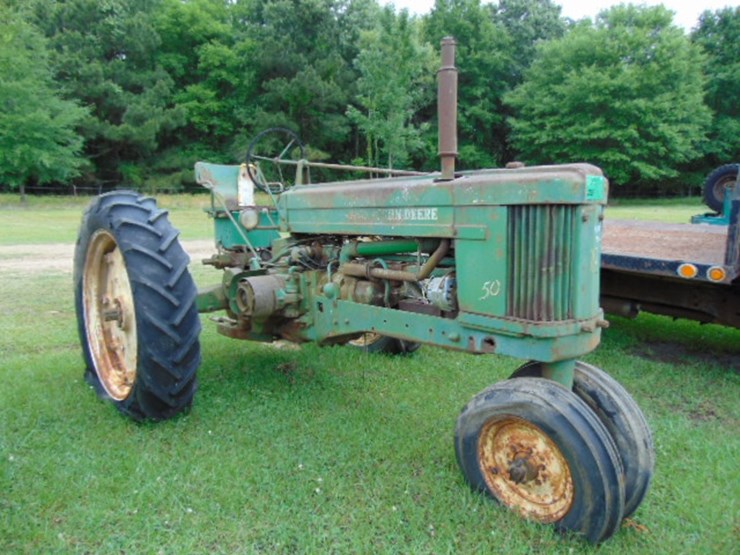 1990-john-deere-50-image-1