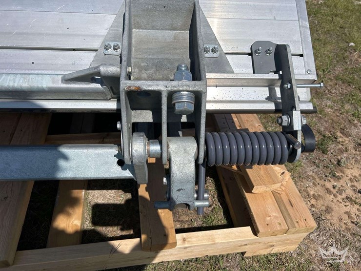 palfinger-ilp-3300-3,300lb-truck-under-lift-gate-image-10