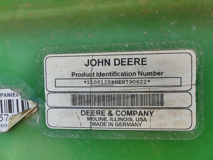 2014-john-deere-6125r-image-14