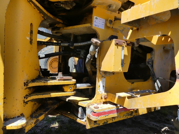 2019-deere-544l-image-11