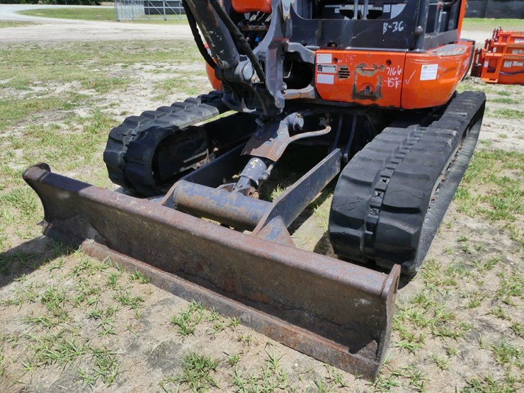 2019-kubota-kx057-4-image-9