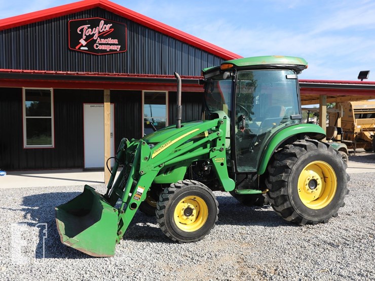 john-deere-4520-image-1