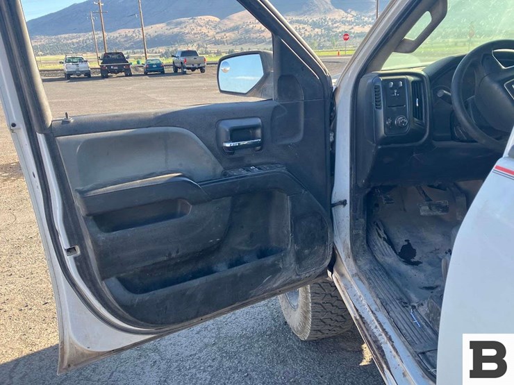 2018-gmc-sierra-2500-image-7