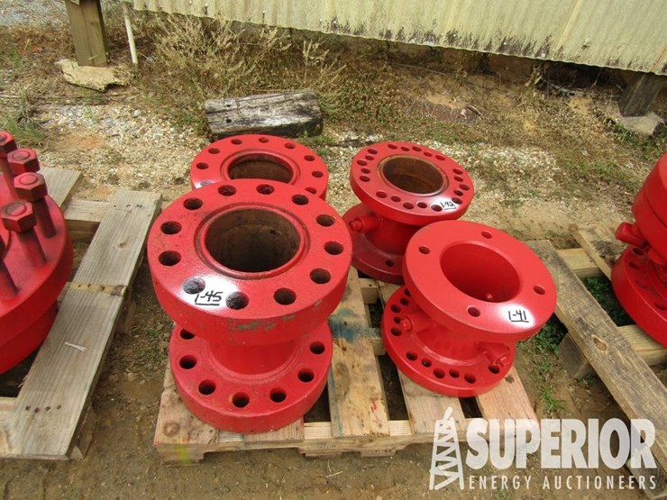 7-1/16"-x-12"h-3000#-spool-image-1