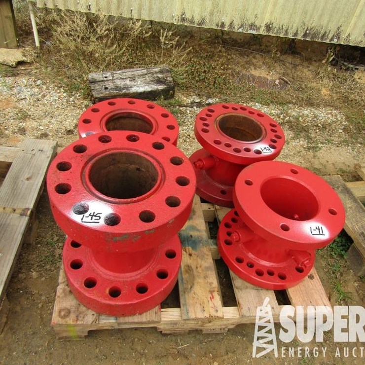 7-1/16" x 12"H 3000# Spool