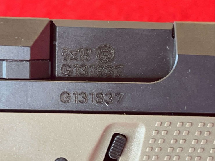 cz-p-10-s-semi-auto-pistol-9mm-image-17