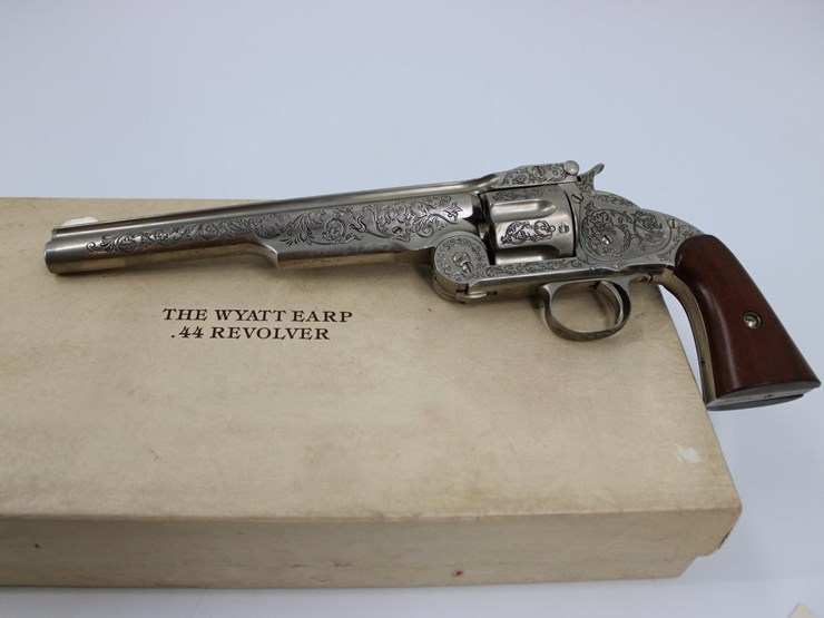 #36030-•-wyatt-earp-.44-revolver--movie-prop-image-8