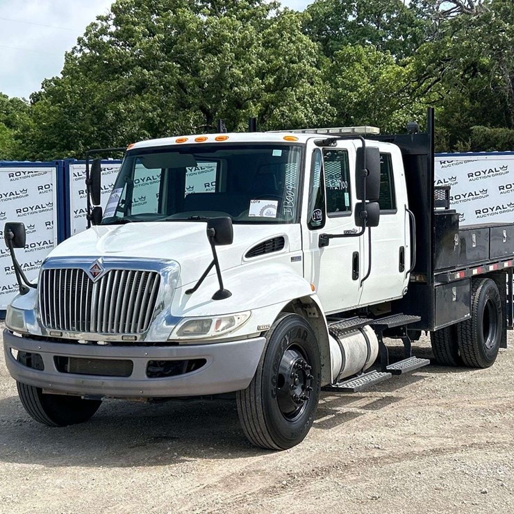 2014 INTERNATIONAL DURASTAR 4300