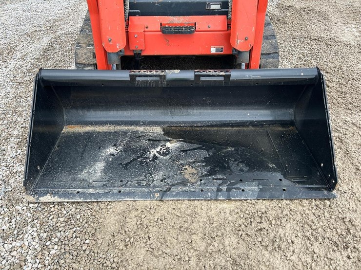 kubota-svl75-2-image-9