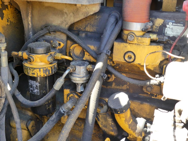 2004-deere-444j-image-14