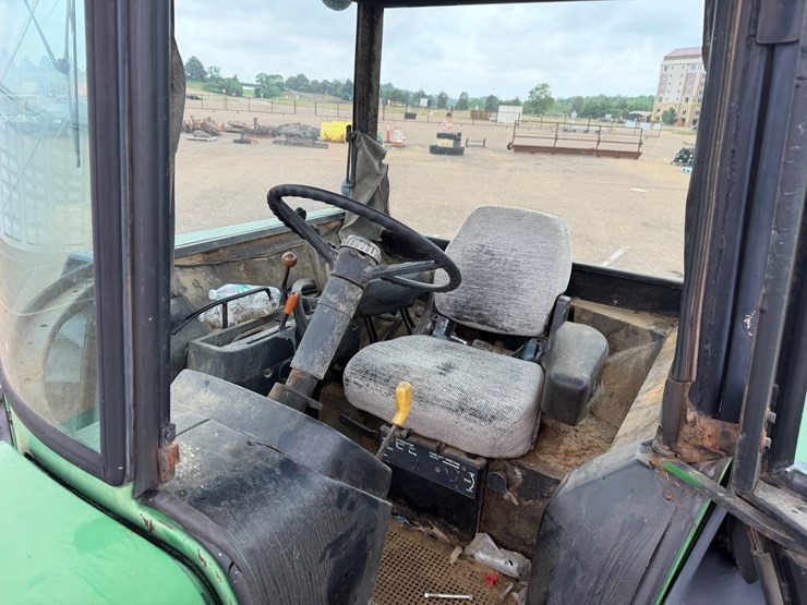 john-deere-4840-image-13