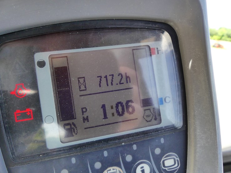 2019-kubota-kx057-4-image-15