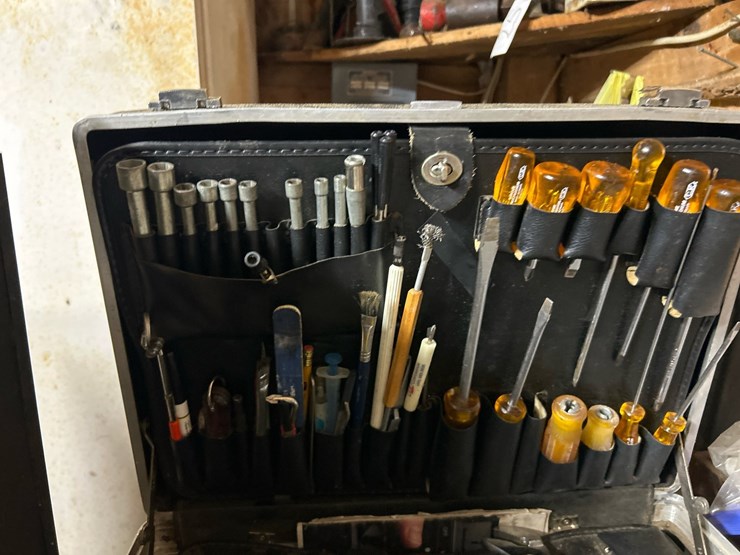 #24-•-tool-briefcase-with-tools-image-3