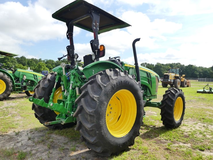 2024-john-deere-5120m-image-3
