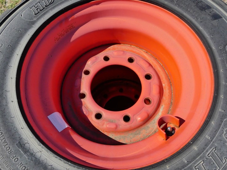 (4)-10-16.5-titan-tires-image-2