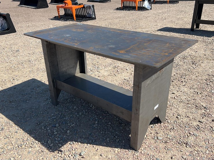 shop-table-image-3