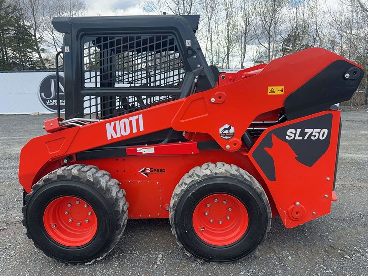 2024-(new/unused)-kioti-sl750u-wheeled-skid-steer-loader-image-8
