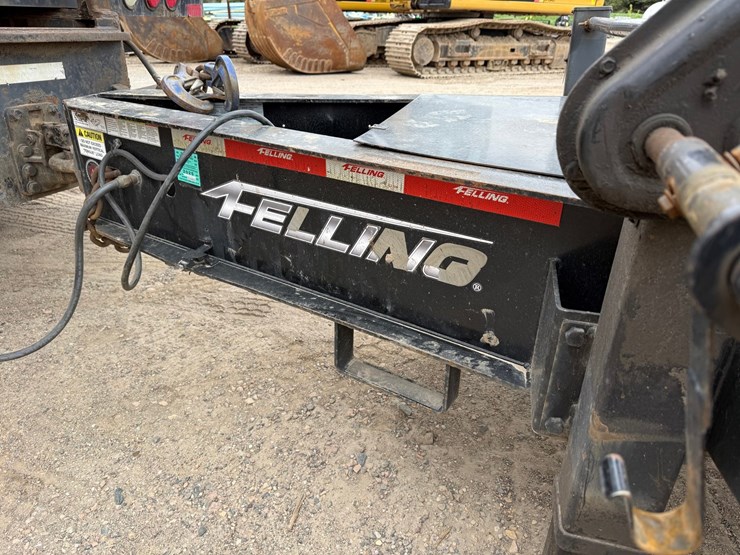 #3909-•-2019-felling-32'-equipment-trailer-image-23
