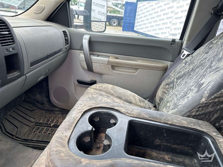 2013-gmc-sierra-2500hd-image-18