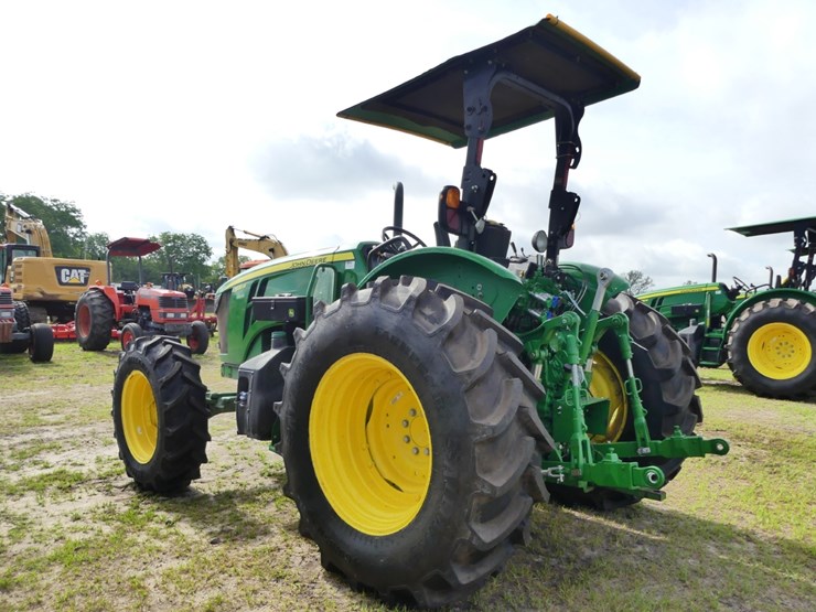 2024-john-deere-5120m-image-3