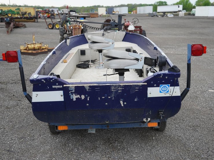 #2376-•-sea-nymph-14r-aluminum-boat-image-3