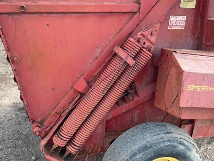 new-holland-847-image-20