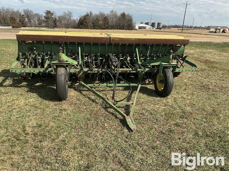 john-deere-model-a-image-2