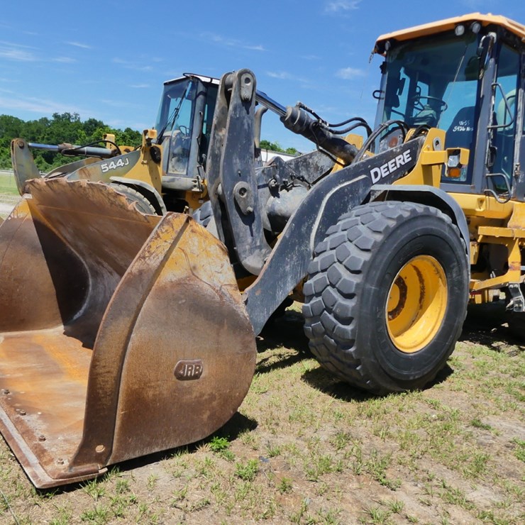 2019 DEERE 544L