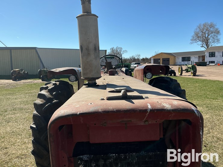 1972-farmall-656-2wd-tractor-image-13