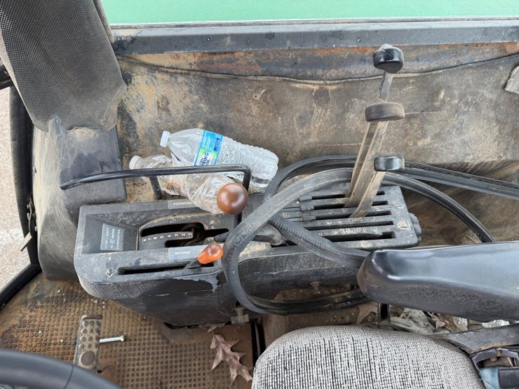 john-deere-4840-image-14