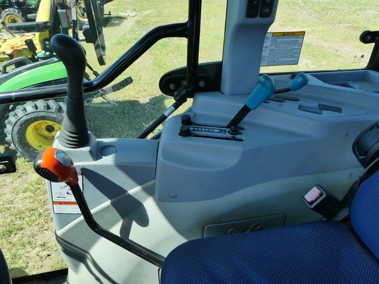 2017-new-holland-boomer-55-image-11