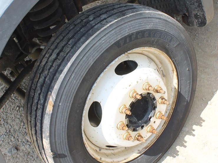 2008-ford-f550-image-9
