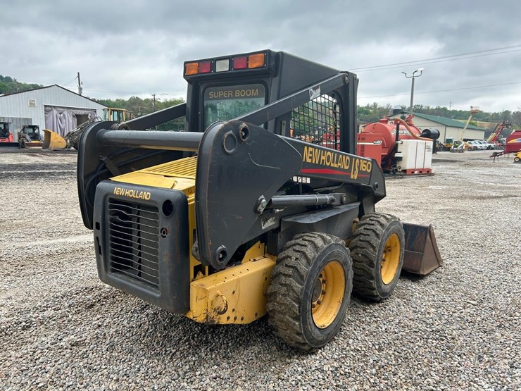 new-holland-ls160-image-4