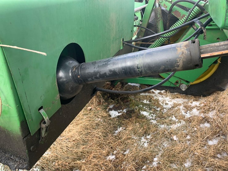 1982-john-deere-2320-image-12