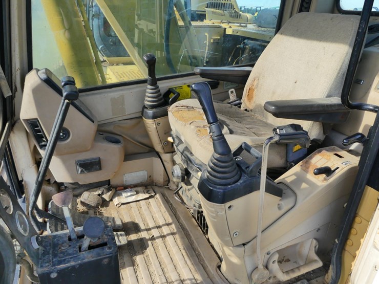 1995-caterpillar-312-image-12