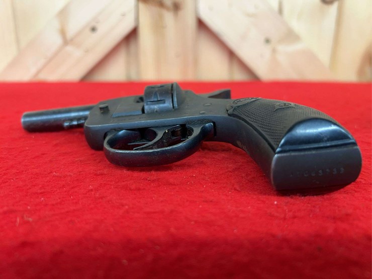 harrington-&-richardson-22-short-blank-revolver-image-7