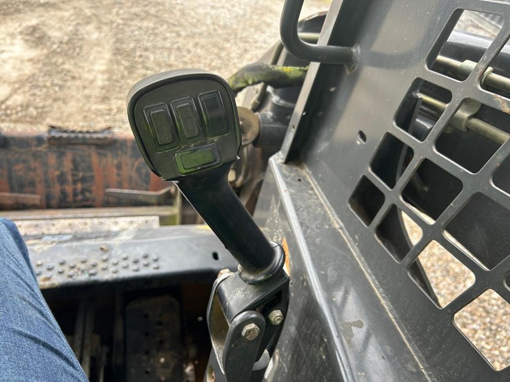 new-holland-ls160-image-19