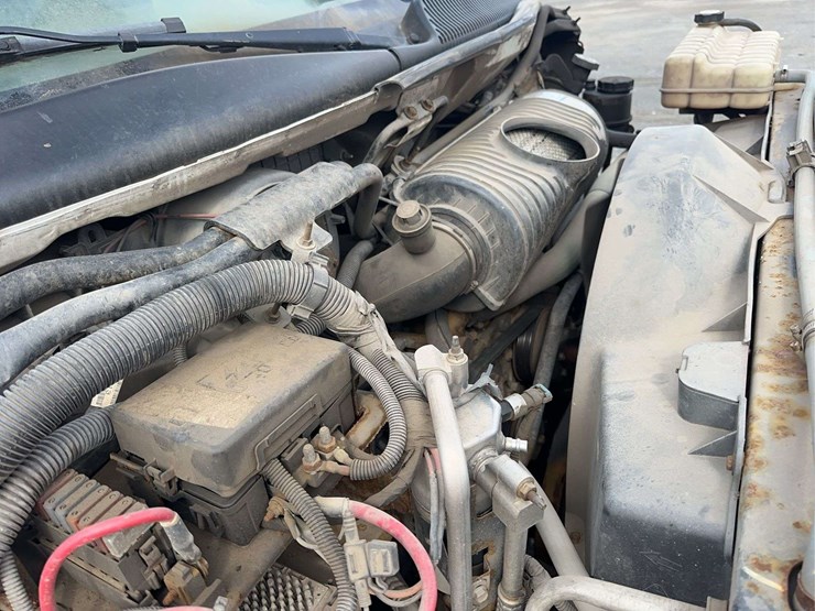 2007-gmc-topkick-c7500-image-22