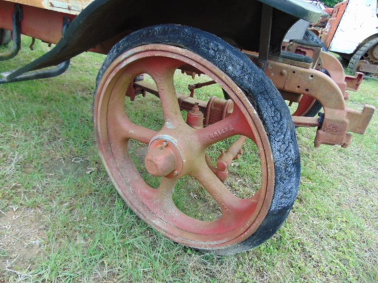(inop)-1916-c-cab-mack-dump-truck-image-4